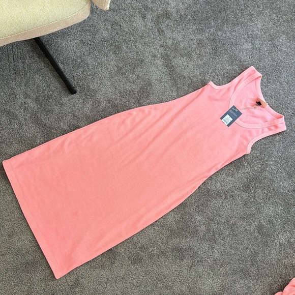 Coral Midi Dress - Picture 2 of 4